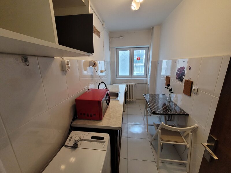 Piata Unirii, garsoniera spatioasa